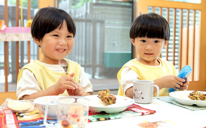 給食